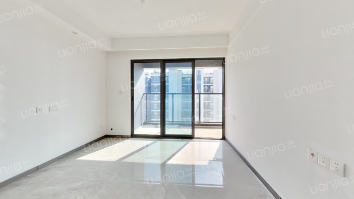 阳逻万达广场御江二手房实景图