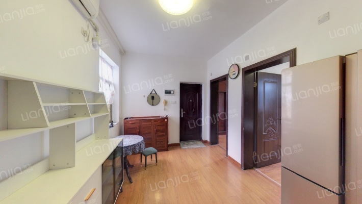 梅岭村二手房实景图