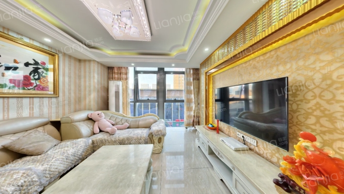 德尔金色摩纺二手房实景图