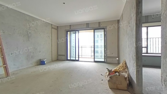 美的梧桐庄园二手房实景图