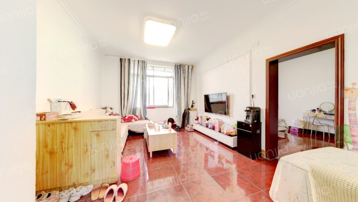 金秋花园B区二手房实景图