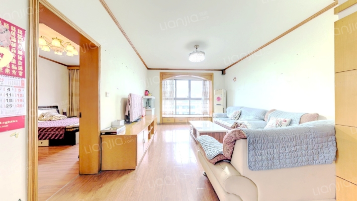 桂湖东路182号院二手房实景图