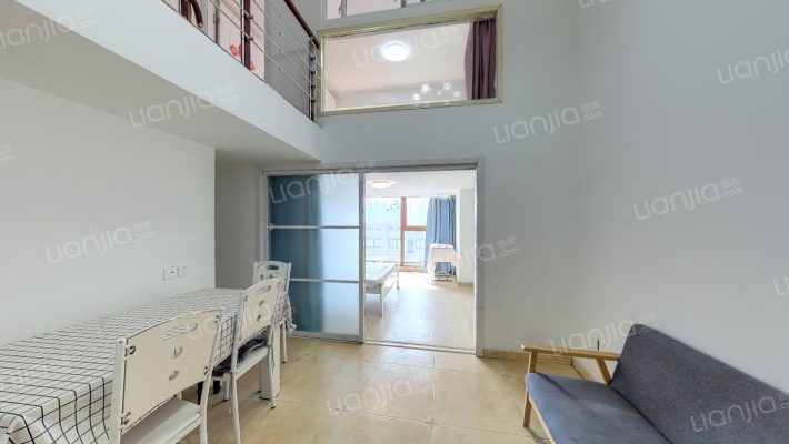 四季广场二手房实景图