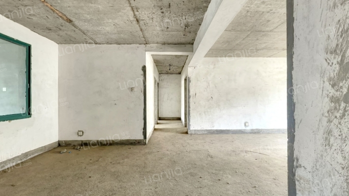 银泰小区二手房实景图