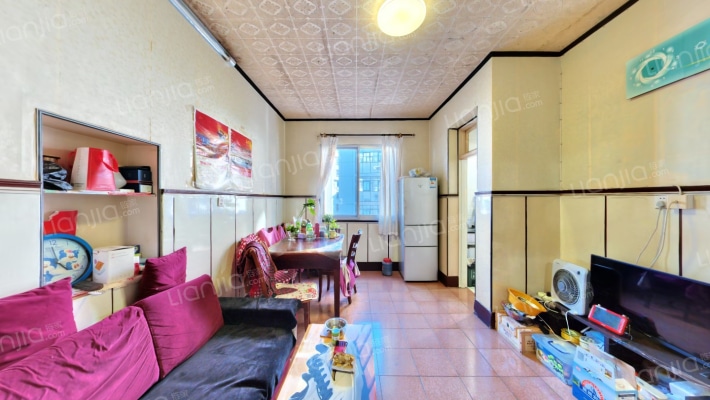 卧龙山庄东区二手房实景图