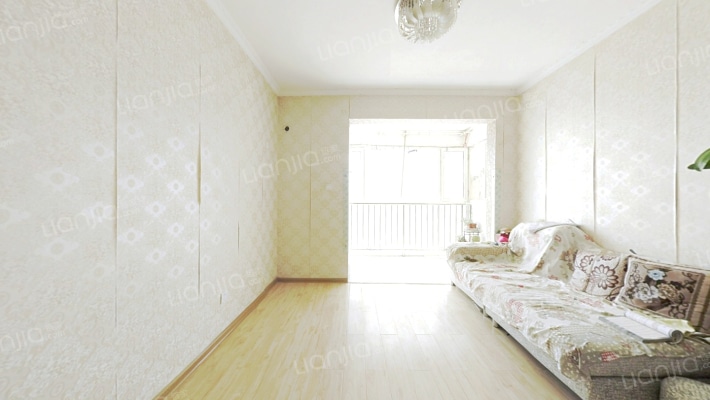 银河颐园二手房实景图