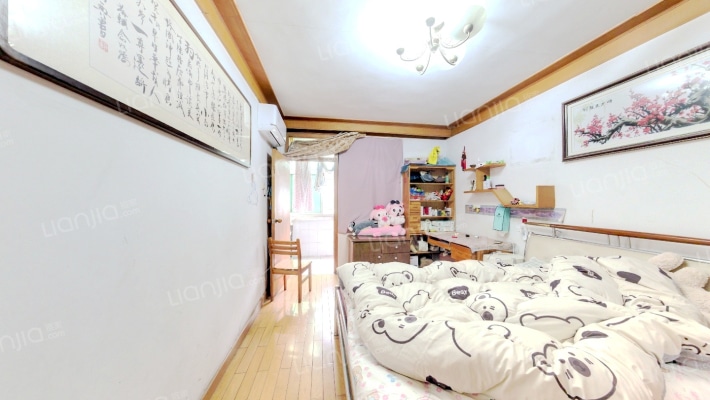 合瓦路交警4队宿舍二手房实景图