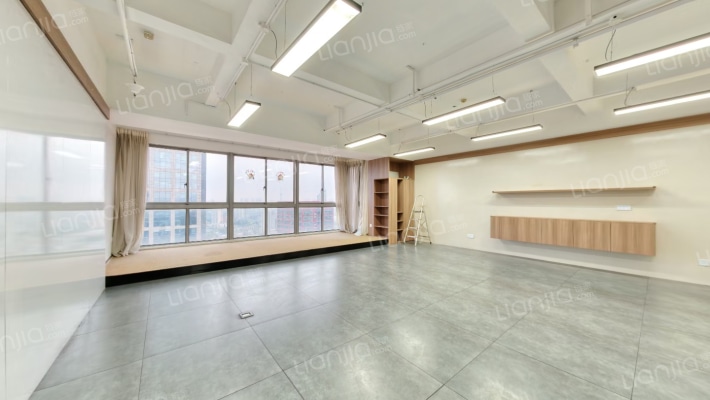 华利国际二手房实景图