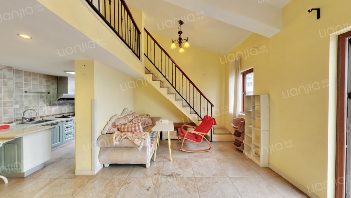 麓山国际SOLO公寓二手房实景图