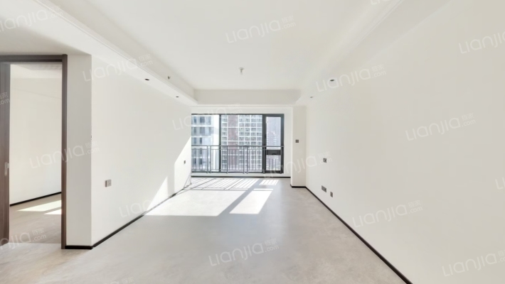 武汉城建万科云泊江岸二手房实景图