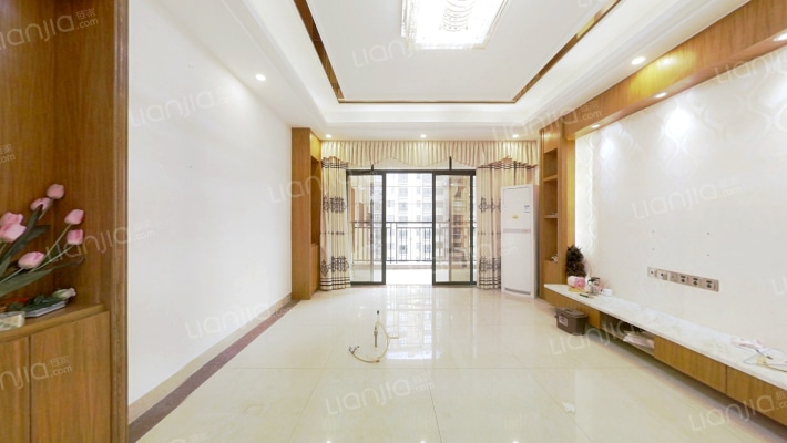 万基金海湾豪庭B区二手房实景图