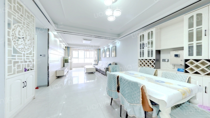 君临华府二手房实景图