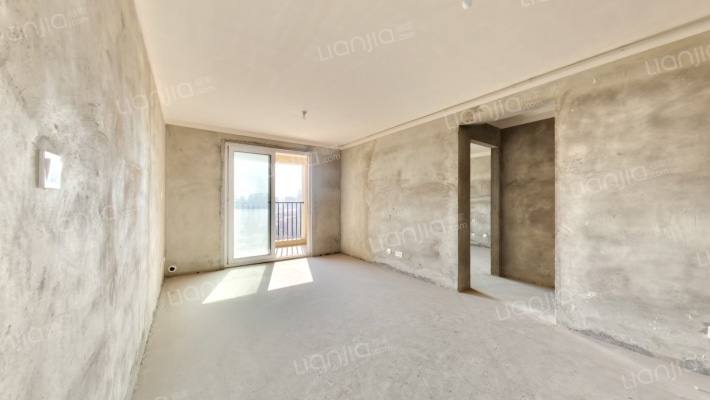 新景南苑二手房实景图