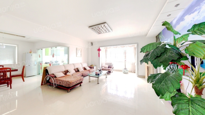 新世界大厦二手房实景图