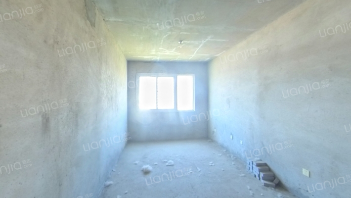 蓝鲸国际二手房实景图