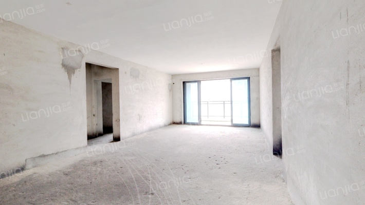 隆生金山湖中心花园二手房实景图