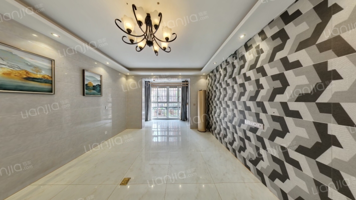 德丰麦卡伦二手房实景图