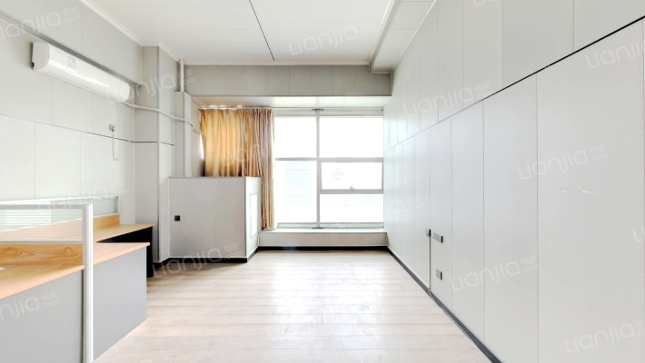 沣西国际大厦二手房实景图