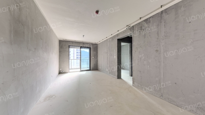 新民家园二手房实景图