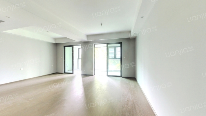 保利中交越秀天珺二手房实景图