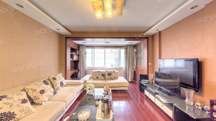 贵龙南园二手房实景图