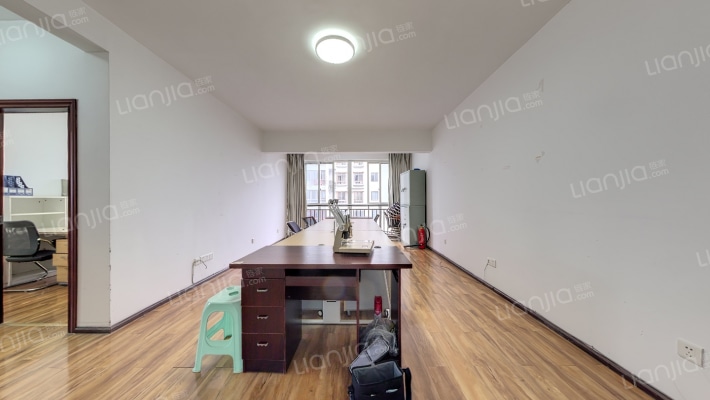 吟峰苑二手房实景图