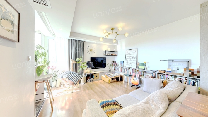 嘉富丽苑二手房实景图