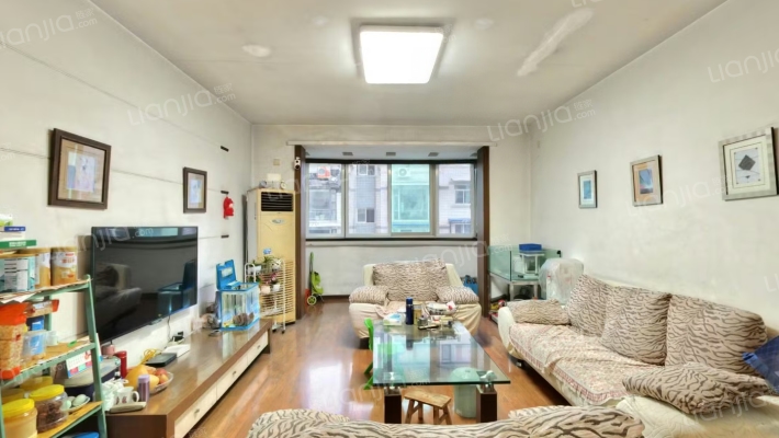 泰怡花园二手房实景图