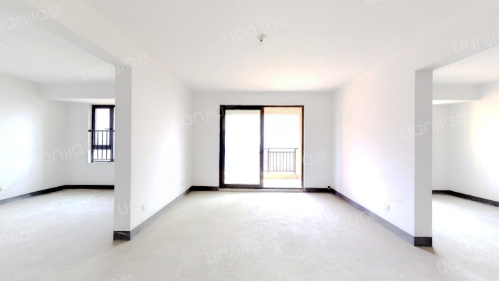 中梁香缇华府二手房实景图