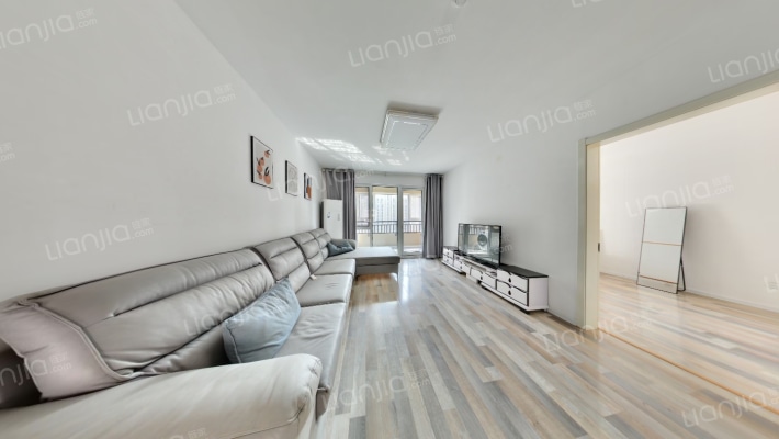 空港澜庭B区二手房实景图