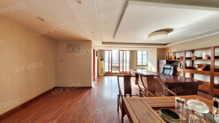 瑞银大厦二手房实景图