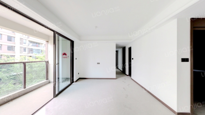 高新泷悦长安一期二手房实景图