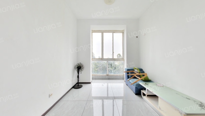 足球村二手房实景图