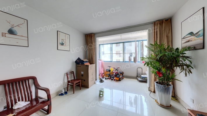 华夏星辰二手房实景图