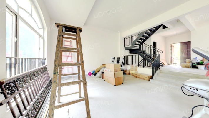 鹭湖宫六区A组团二手房实景图