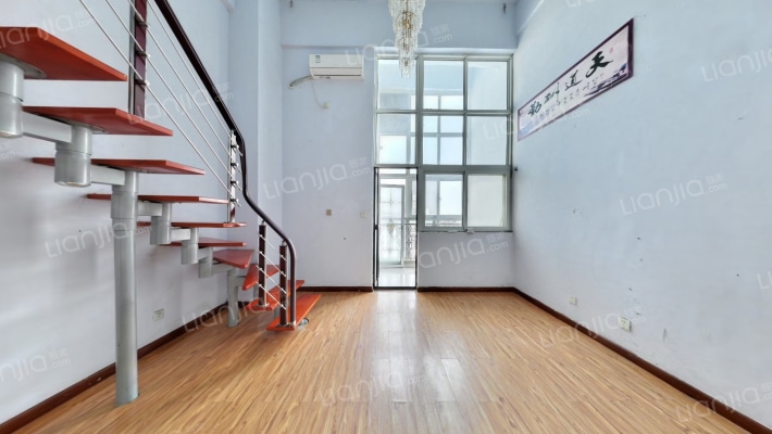 鸿祥德韵二手房实景图