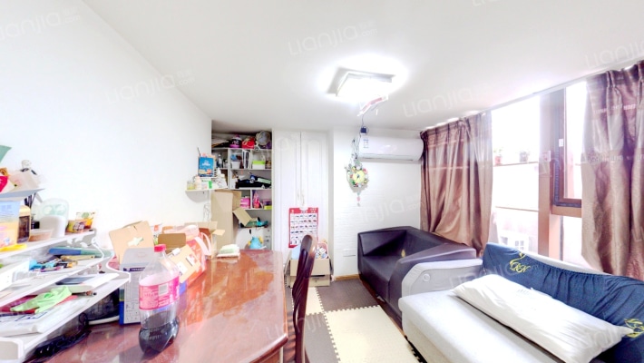 四季广场二手房实景图