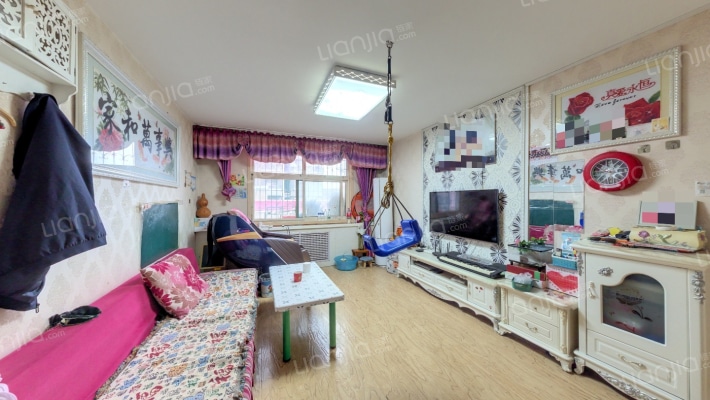 福利院小区二手房实景图