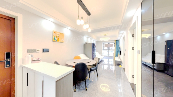 艺华名苑二手房实景图