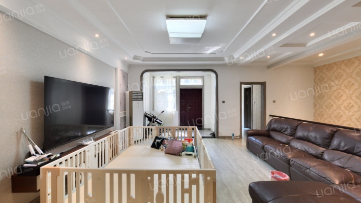 青特城D区二手房实景图