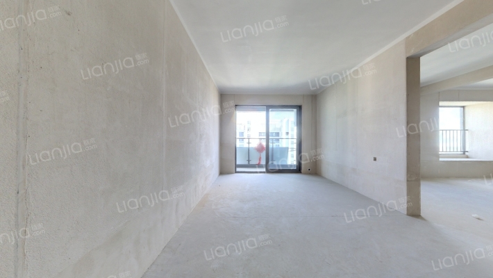 湖北交投长江国际绿创中心二手房实景图