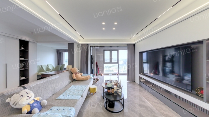 绿地名仕公馆鸿儒苑二手房实景图