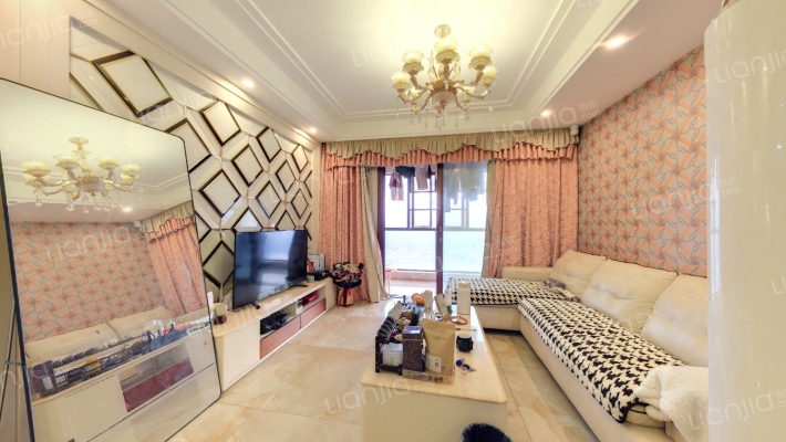 绿地中央广场香缇公馆二手房实景图