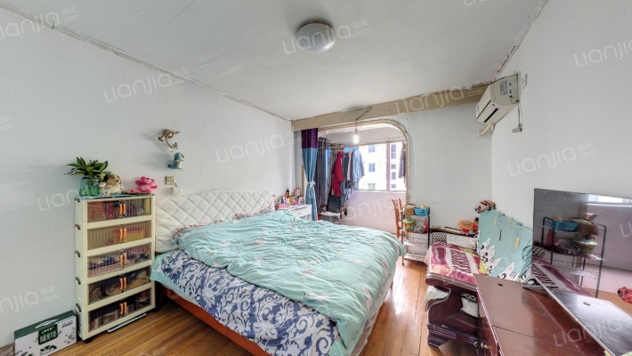 富岩路18号二手房实景图