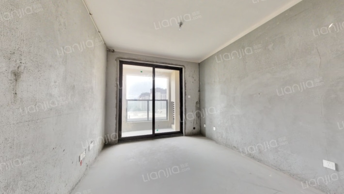 芦风华庭二手房实景图