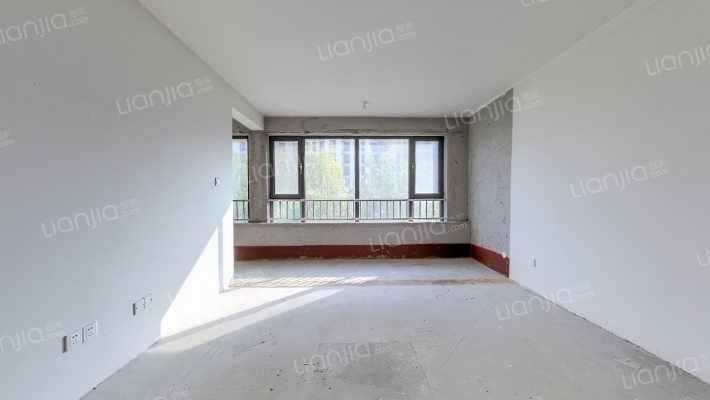 恒信风华尚品二手房实景图