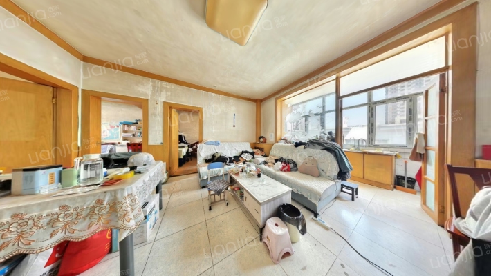 金属公司二手房实景图