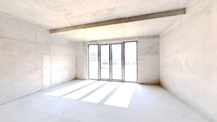 湖光山色二手房实景图