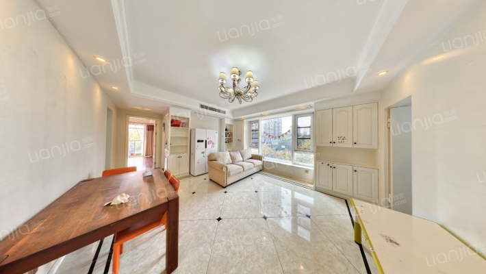 滨江凯旋门二手房实景图