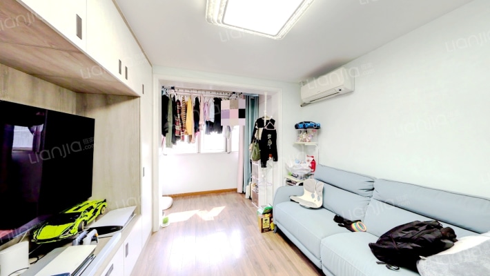 梅陇十村二手房实景图